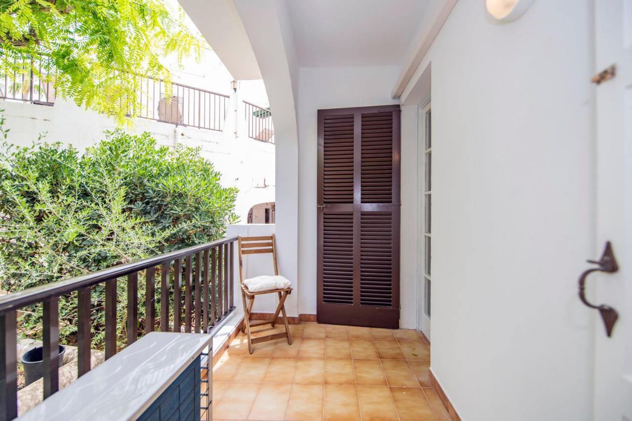 Aparthotel Siesta Mar Originals Cala En Porter  Exterior foto